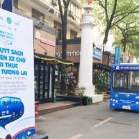 TP Hồ Chí Minh ra mắt xe buýt sách