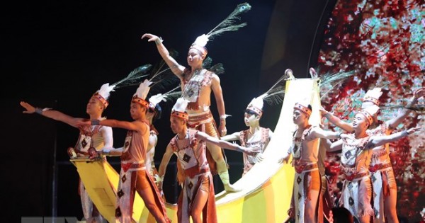 Carnaval Hạ Long 2018 - Thương hiệu lễ hội riêng của Quảng Ninh