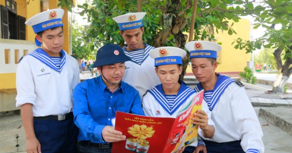 Trường Sa tháng Tư...