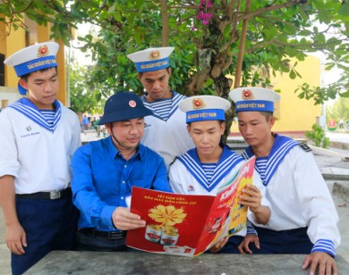 Trường Sa tháng Tư...