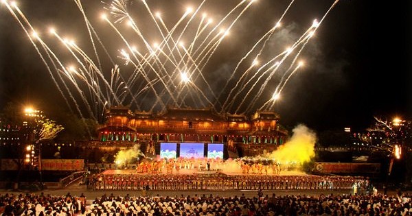 Festival Huế 2018 thu hút gần 1,2 triệu lượt khách tham dự