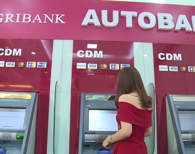 Ngân hàng lại tăng phí rút tiền ATM lên 1.500 đồng/lần