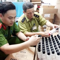 Phát hiện 5.000 sản phẩm thực phẩm chức năng hết hạn sử dụng