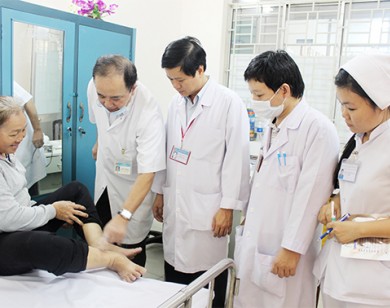 Đề xuất tăng 6 triệu đồng/tháng cho bác sĩ Trung tâm cấp cứu 115 TP Hồ Chí Minh