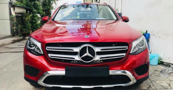 Phiên bản phổ thông Mercedes-Benz GLC-200 đã về tới các đại lý