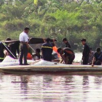 Bình Dương: Tìm thấy thi thể 2 bà cháu trong vụ chìm sà lan