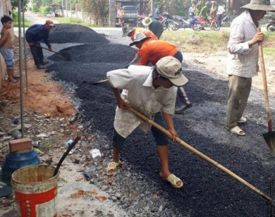 Bị còng tay vì làm đường… quá đẹp