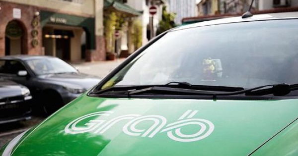 Toyota đầu tư 1 tỉ USD vào Grab