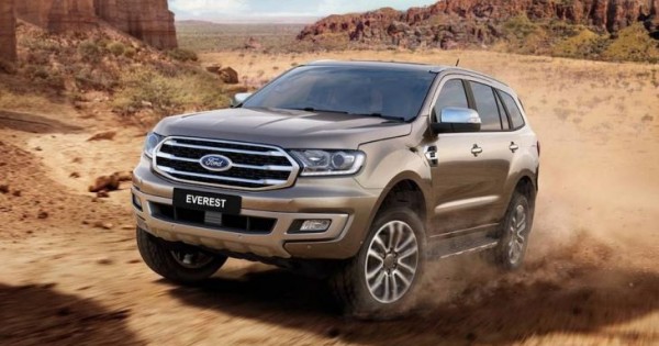 Giá xe ôtô hôm nay 15/6: Ford Everest 3.3L Titanium giảm 40 triệu đồng