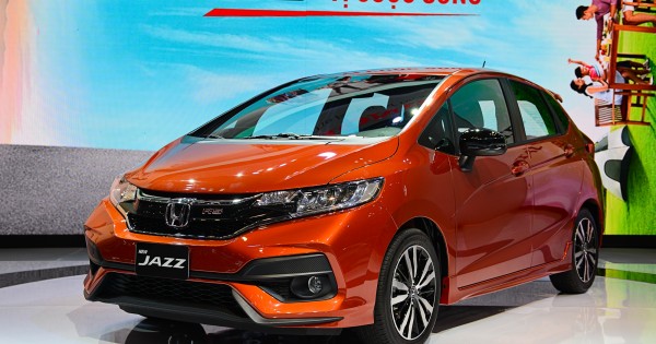 Giá xe ôtô hôm nay 14/6: Honda Jazz 2018 có giá 544 triệu đồng