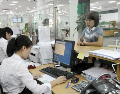 Giãn thời hạn xử lý sở hữu chéo ngân hàng: Đừng để “nhờn thuốc”