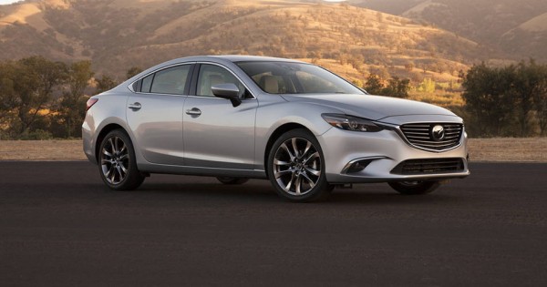 Giá xe ôtô hôm nay 27/6: Mazda 6 2018 dao động từ 819 - 1.019 triệu đồng