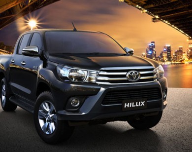 Giá xe ôtô hôm nay 4/7: Toyota Hilux tăng 18-22 triệu đồng