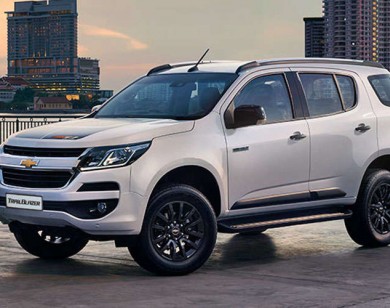 Giá xe ôtô hôm nay 8/7: Chevrolet Trailblazer giảm từ 30-50 triệu đồng