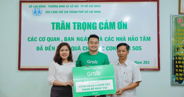 Grab trao tặng 1,5 tỷ đồng cho trẻ em có hoàn cảnh kém may mắn