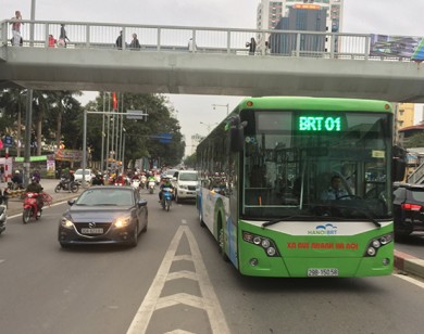 Hà Nội chuẩn bị thử nghiệm thẻ vé điện tử trên xe buýt nhanh BRT