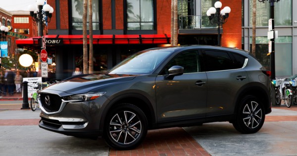 Giá xe ôtô hôm nay 24/7: Mazda CX5 có giá 899 - 1019 triệu đồng