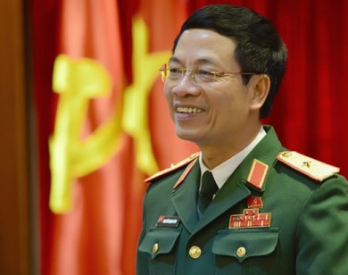 Thiếu tướng Nguyễn Mạnh Hùng nhận quyết định làm Bộ trưởng Thông tin và Truyền thông