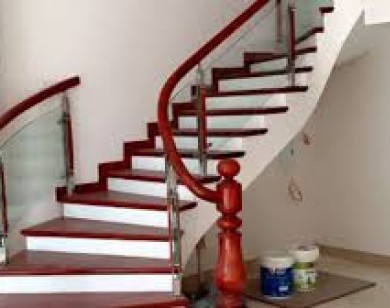 Những mẫu tay vịn cầu thang gỗ đẹp phổ biến hiện nay