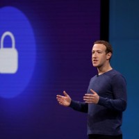 Facebook bị cổ đông kiện vì giá cổ phiếu giảm mạnh