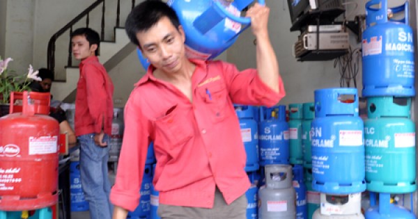 Ngày mai (1/8), giá gas tăng 8.000-10.000 đồng/ bình 12 kg