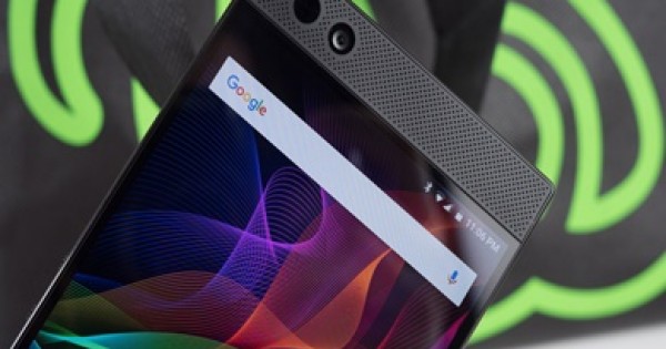 Razer Phone 2 với dung lượng lưu trữ 512GB, màn hình 16:9 bất ngờ xuất hiện trên AnTuTu