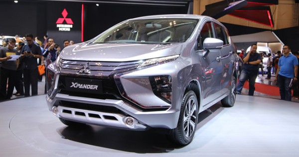 Giá xe ôtô hôm nay 17/9: Mitsubishi Xpander 2018 giảm 30 triệu đồng