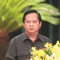 Ông Nguyễn Hữu Tín đã ký giao hơn 32,4 ha đất 