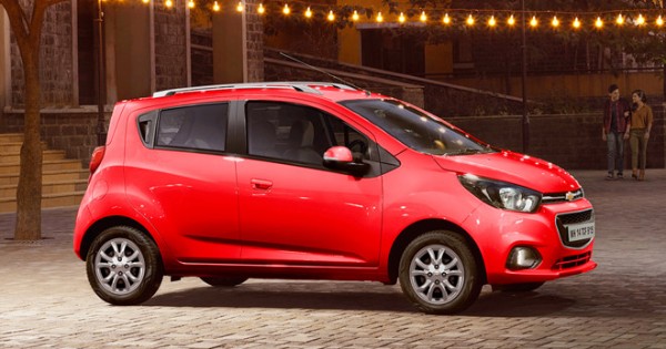 Giá xe ôtô hôm nay 19/10: Chevrolet Spark giảm mạnh 60 triệu đồng