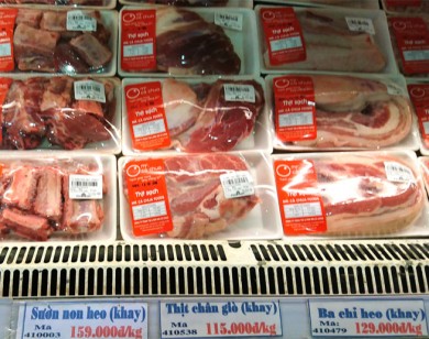 Sản lượng chăn nuôi không giảm, tại sao thịt lợn tăng chóng mặt – Bài 3: Giải pháp nào cho ngành chăn nuôi lợn?