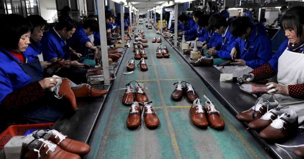 Việt Nam vượt Trung Quốc trở thành nhà cung cấp giày dép hàng đầu thế giới
