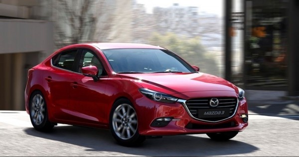 Giá xe ôtô hôm nay 31/10: Mazda 3 có giá 659-750 triệu đồng