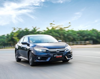 Giá xe ôtô hôm nay 21/11: Honda Civic 2018 có giá 763-903 triệu đồng