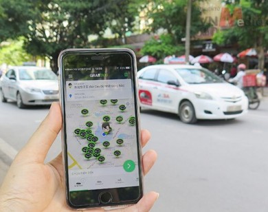 Cần xem lại tính pháp lý trong hoạt động của taxi Grab