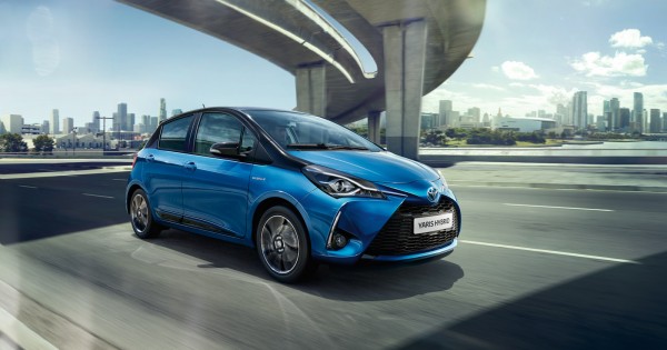 Giá xe ôtô hôm nay 24/11: Toyota Yaris có giá 650 triệu đồng