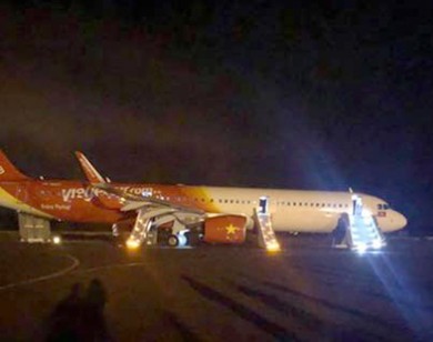 Kinh hoàng chuyến bay VJ 356 HCM – BMT của Vietjet, hành khách được lệnh nhảy ra cửa thoát hiểm