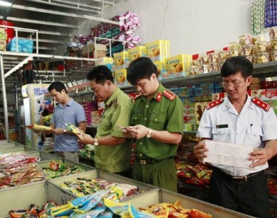 Tết Nguyên đán Kỷ Hợi: Siết chặt công tác kiểm tra an toàn thực phẩm