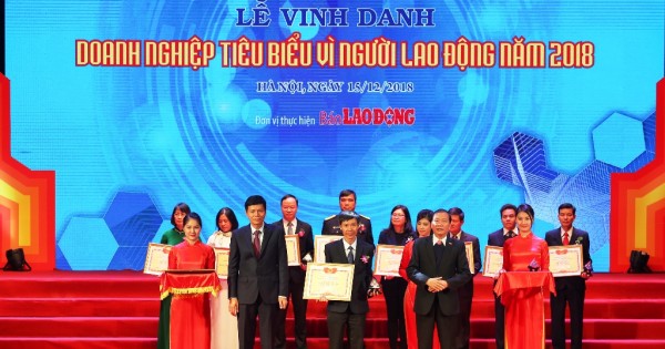 Đạm Cà Mau năm thứ 3 liên tiếp được vinh danh “Doanh nghiệp tiêu biểu vì người lao động”