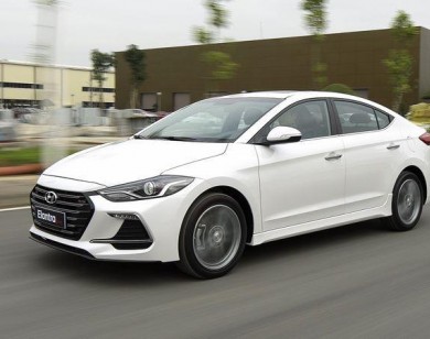 Giá xe ôtô hôm nay 21/12: Hyundai Elantra có giá 555 - 729 triệu đồng