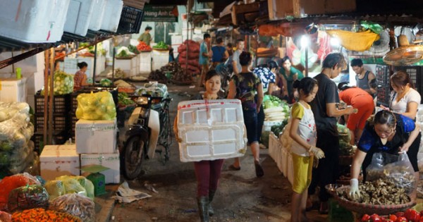 Hộ cá thể và kinh doanh thương mại điện tử - Bài 2: Thuế khoán bèo bọt - Kẽ hở ngay từ chính sách