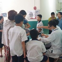 Uống trà sữa, 15 học sinh tiểu học nhập viện cấp cứu