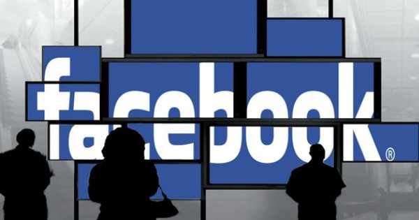 Doanh nghiệp Việt "khốn khổ" vì tin giả trên Facebook