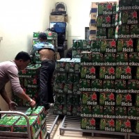 Phát hiện 1.000 thùng bia, nước ngọt không rõ nguồn gốc
