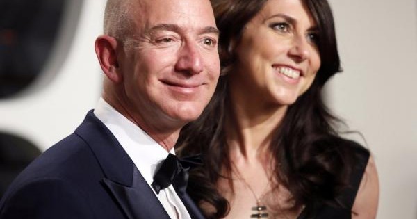 Điểm nhấn công nghệ tuần: Bất ngờ cuộc ly hôn tỷ USD của tỷ phú Jeff Bezos