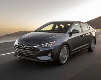 Giá xe ôtô hôm nay 22/1: Hyundai Elantra có giá 555 - 729 triệu đồng