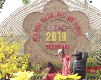 Hội hoa xuân Phú Mỹ Hưng rực rỡ sắc hoa, địa điểm du xuân lý tưởng cho người Sài Gòn
