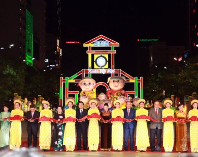 TP Hồ Chí Minh: Tưng bừng khai mạc "Đường hoa Nguyễn Huệ Tết Kỷ Hợi 2019"