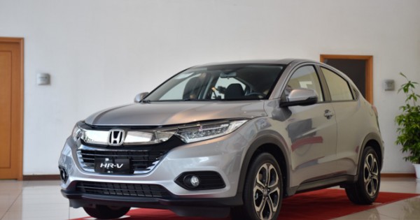 Giá xe ôtô hôm nay 11/2: Honda HRV có giá 786-871 triệu đồng