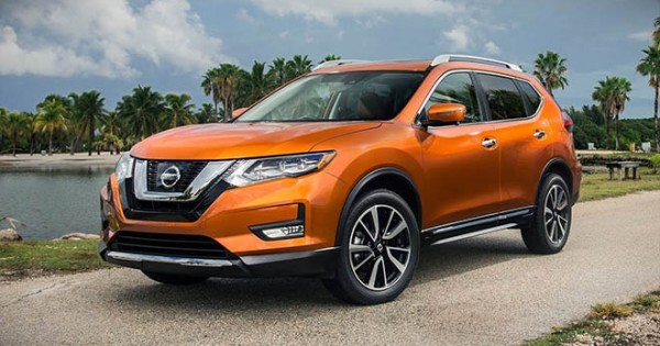 Giá xe ôtô hôm nay 4/3: Nissan X-Trail có giá 976-1.083 triệu đồng