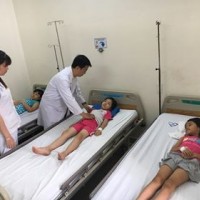 TP Hồ Chí Minh: Hơn 60 học sinh nhập viện sau bữa ăn trưa tại trường